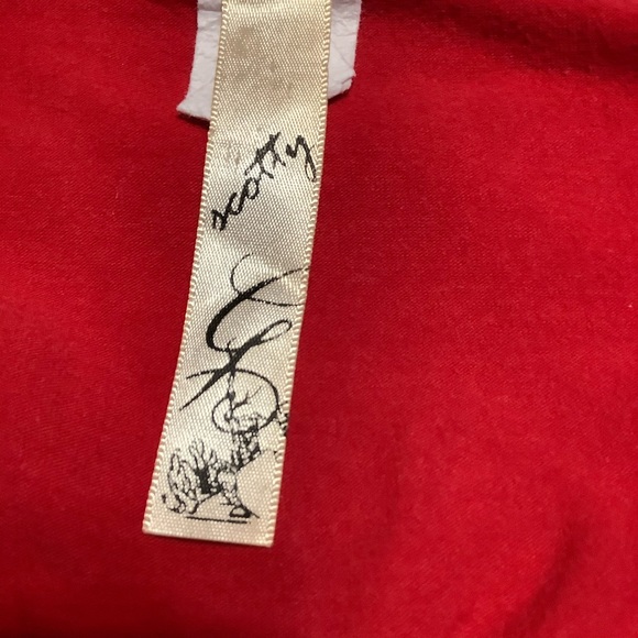Scotty Red Leotard Style Top - Picture 4 of 5
